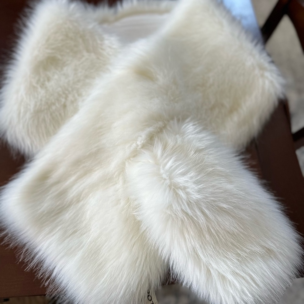 White Faux Fur wrap